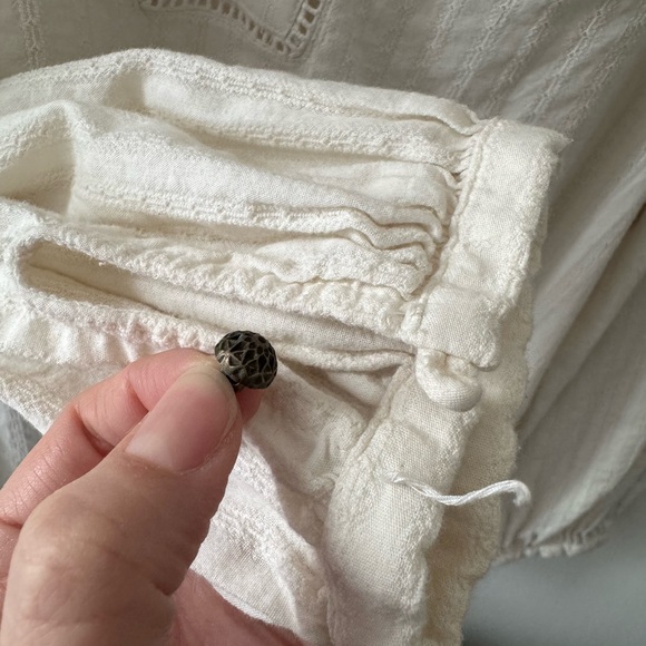 Anthropologie brand Akemi & Kin - Picture 7 of 8